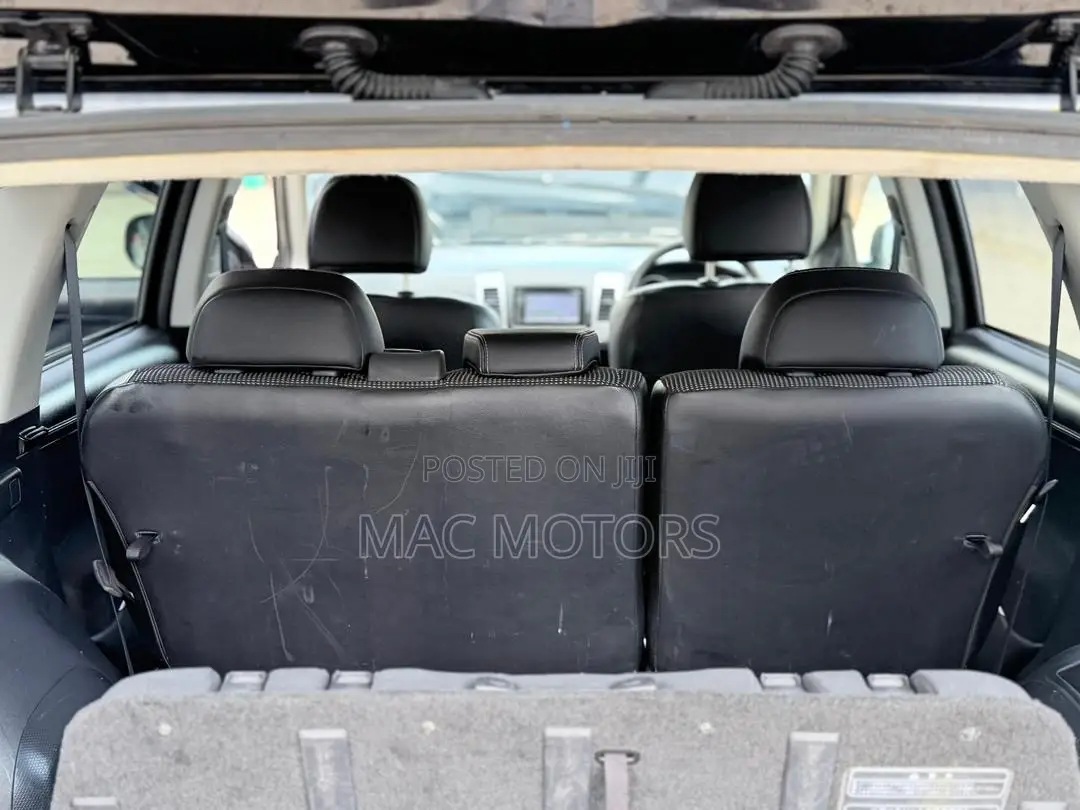 Mitsubishi Outlander 2011 Black