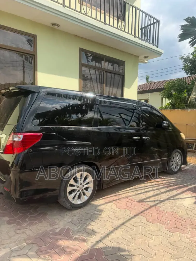 Toyota Alphard 2.4 Petrol AWD 2010 Black