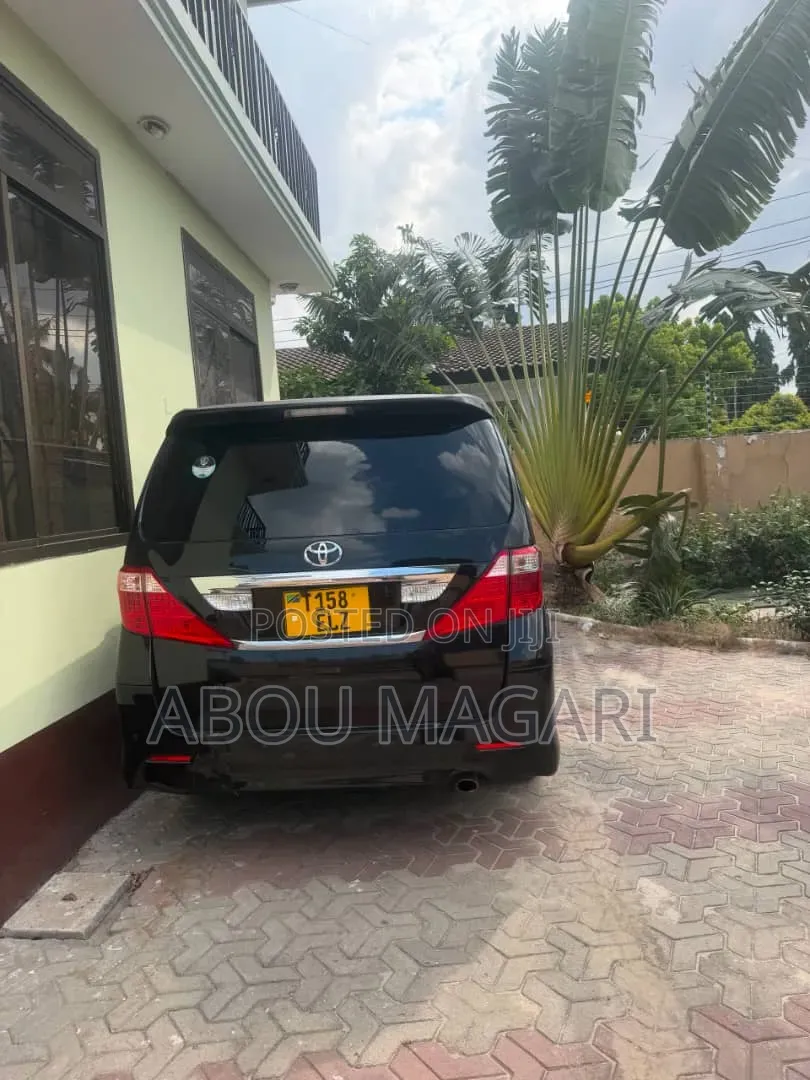 Toyota Alphard 2.4 Petrol AWD 2010 Black