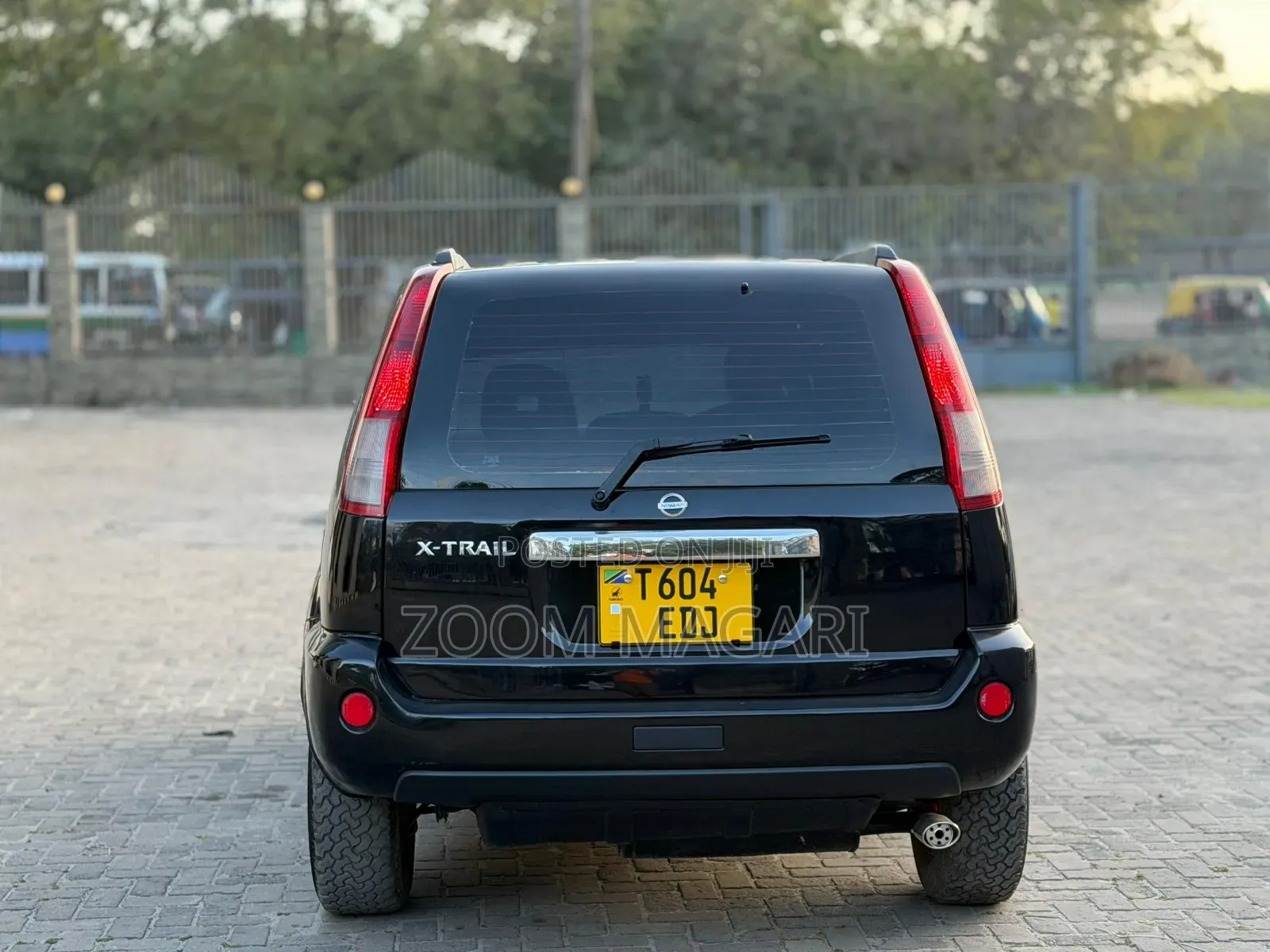 Nissan X-Trail 2004 Black