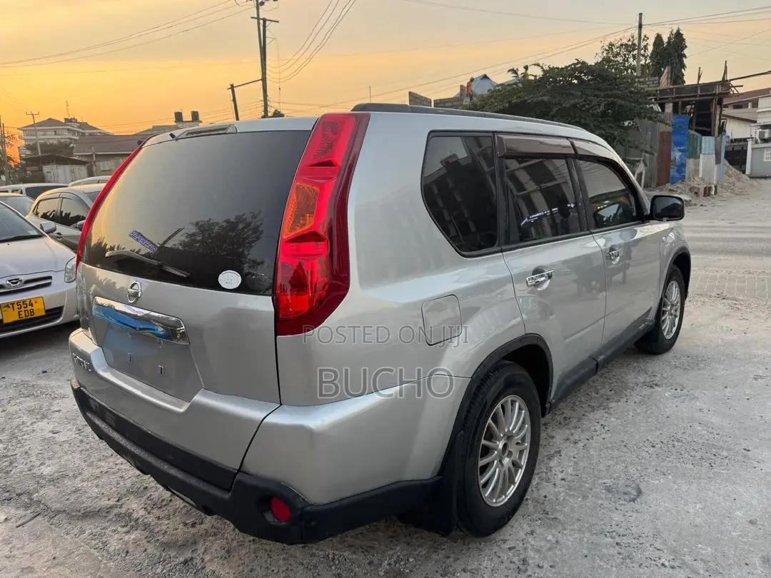 Nissan X-Trail 2009 Silver