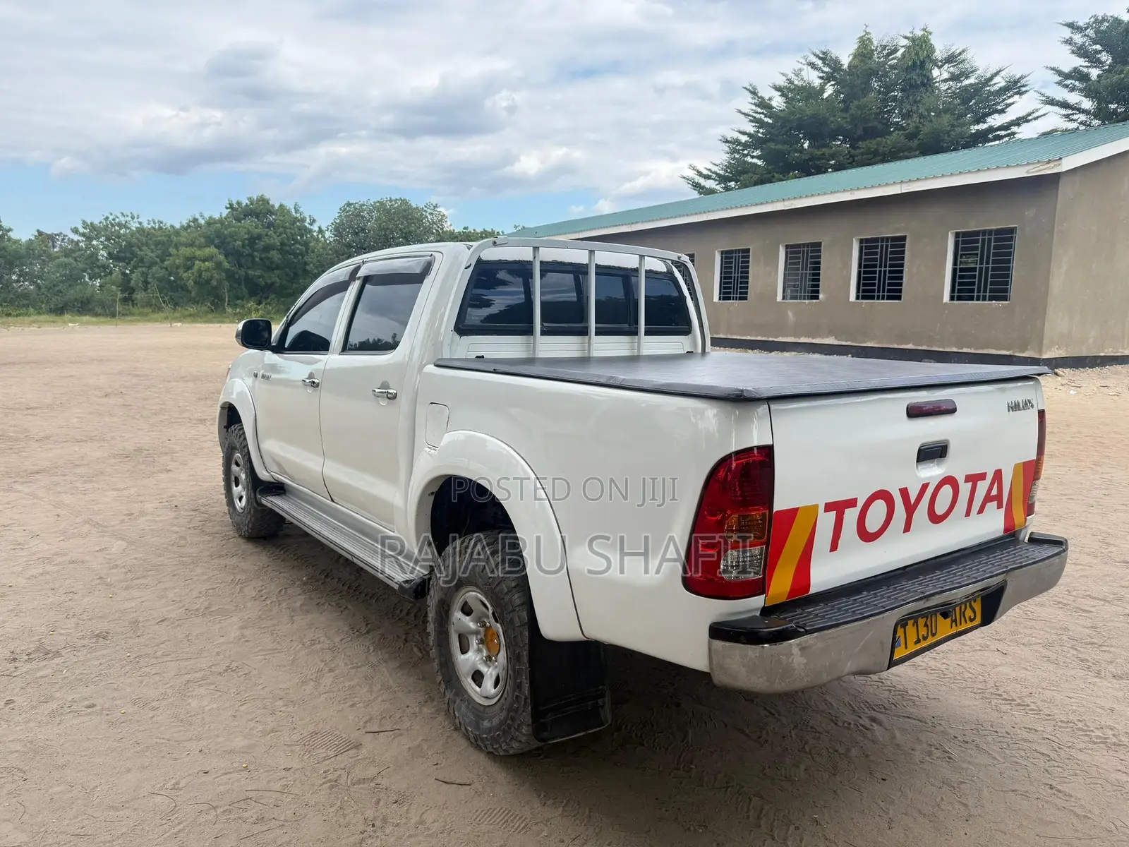 Toyota Hilux 2008 White
