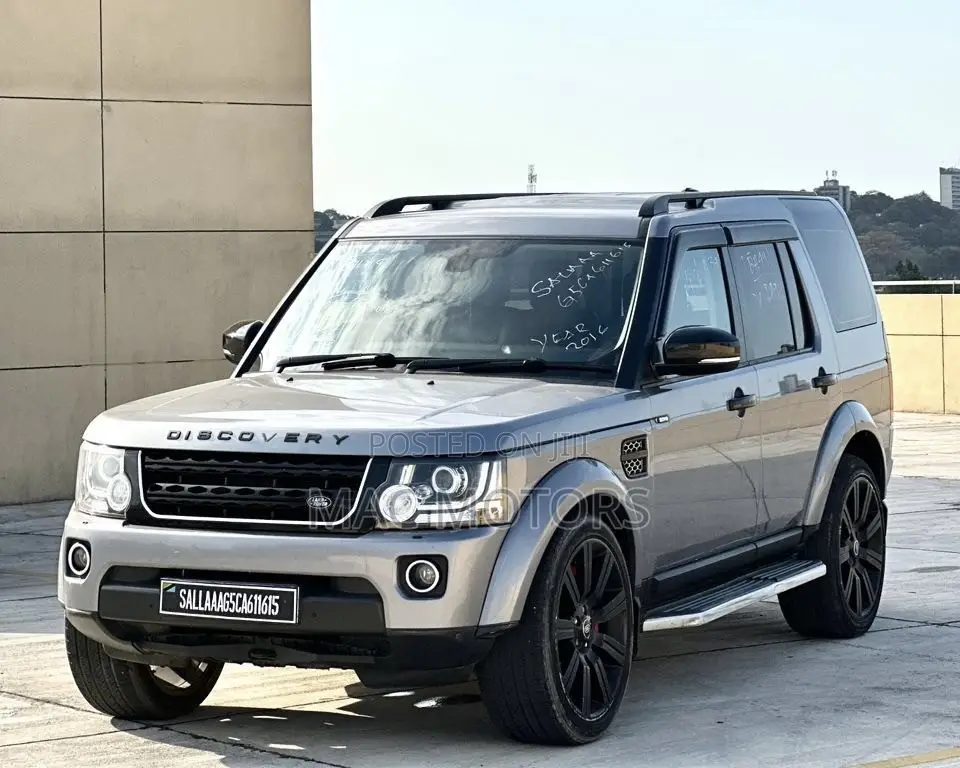 Land Rover Discovery 2016 Silver