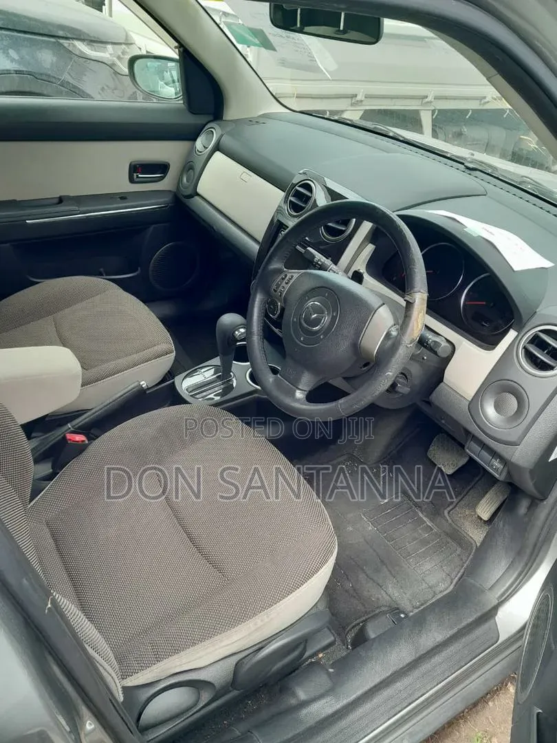 Mazda AZ 2013 Silver