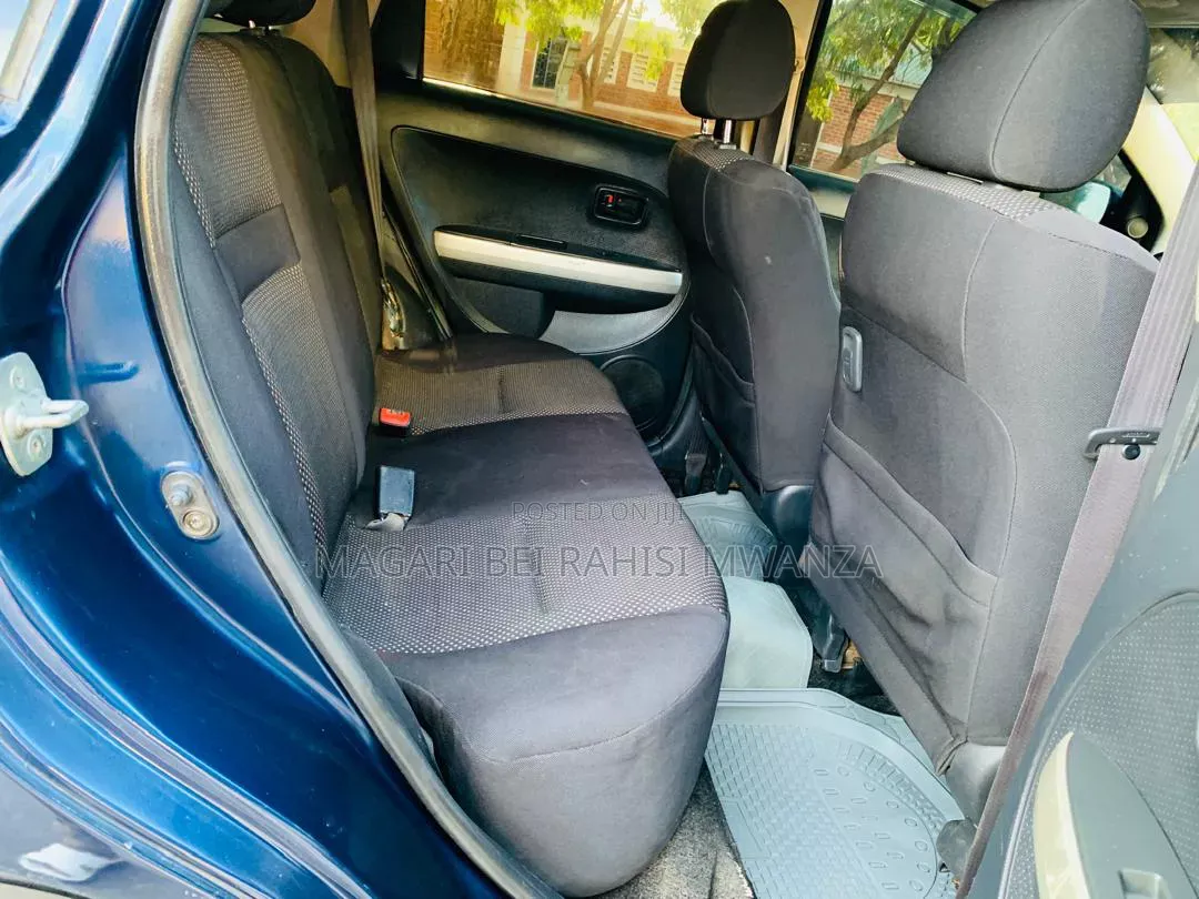 Toyota IST 2005 Black