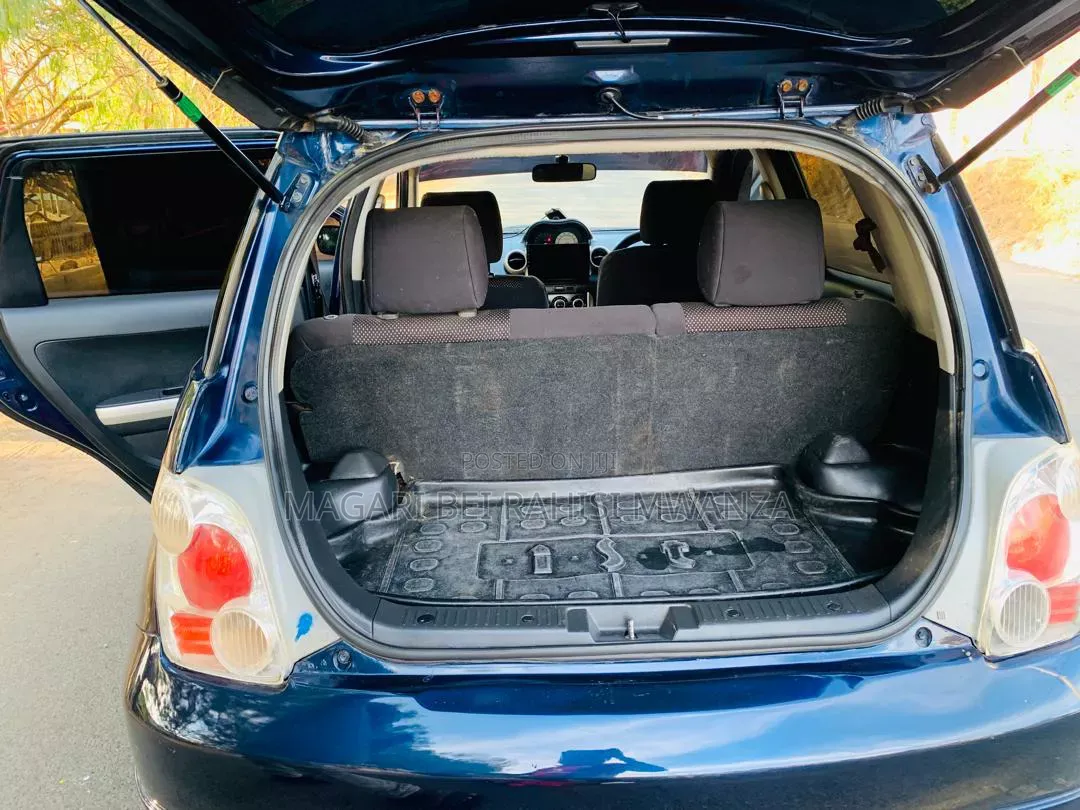 Toyota IST 2005 Black