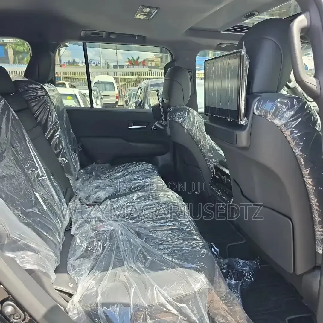 New Toyota Land Cruiser 2025 Ivory