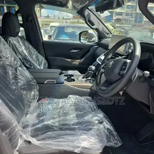New Toyota Land Cruiser 2025 Ivory