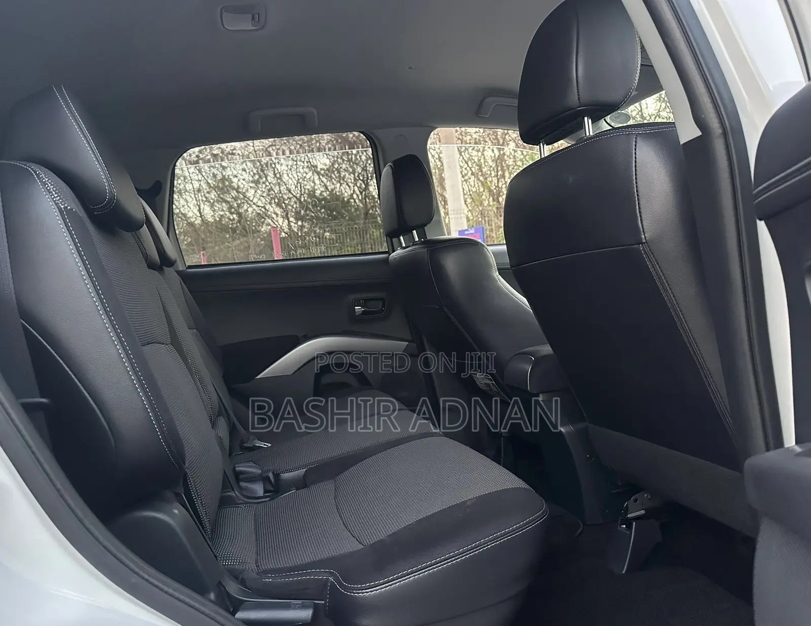 Mitsubishi Outlander 2011 White