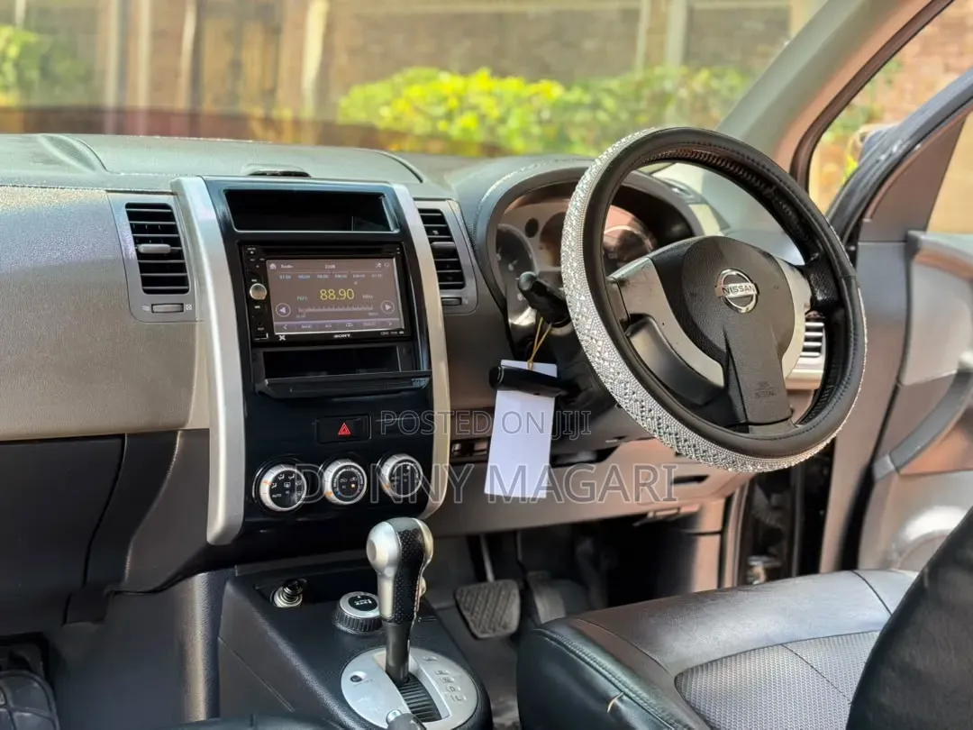Nissan X-Trail 2010 Black