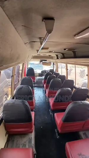 Toyota Coaster 1998 Red
