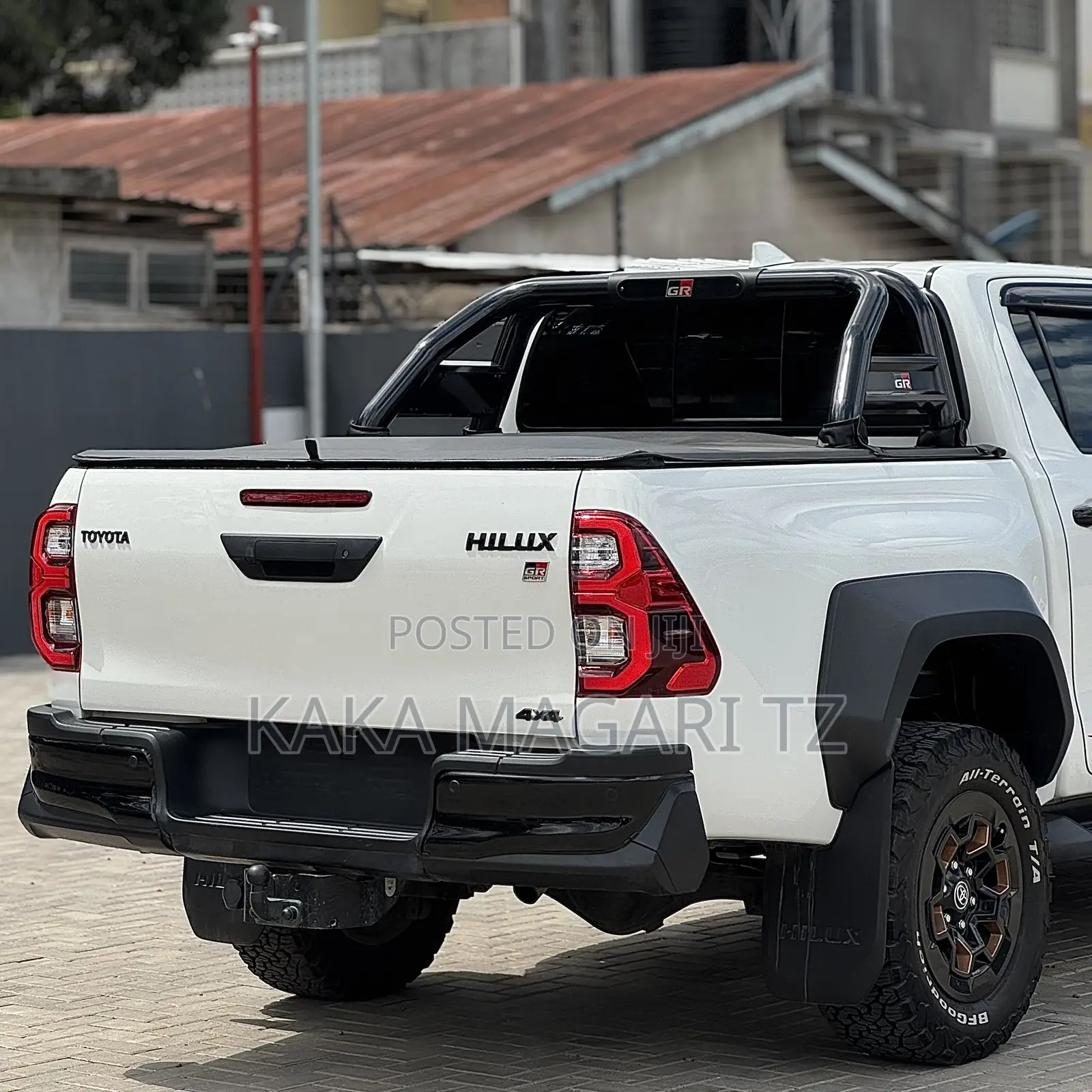 New Toyota Hilux 2025 Pearl