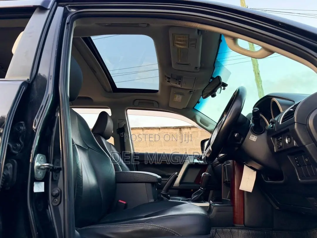 Toyota Land Cruiser Prado 2015 Black