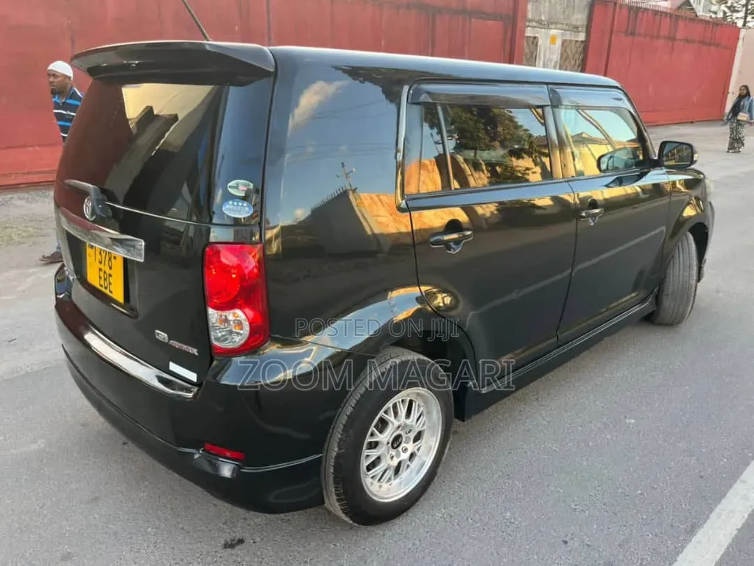 Toyota Corolla Rumion 2008 Black