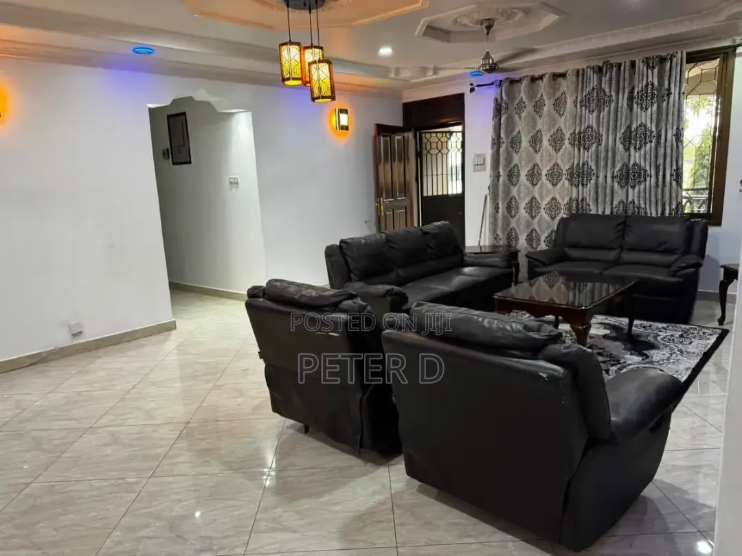 3bdrm Apartment in Upanga West for rent