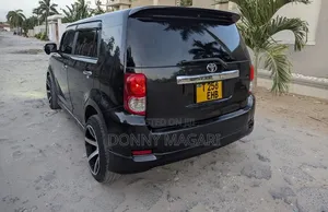 Toyota Corolla Rumion 2009 Black