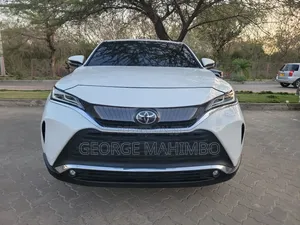 Toyota Harrier 2021 White