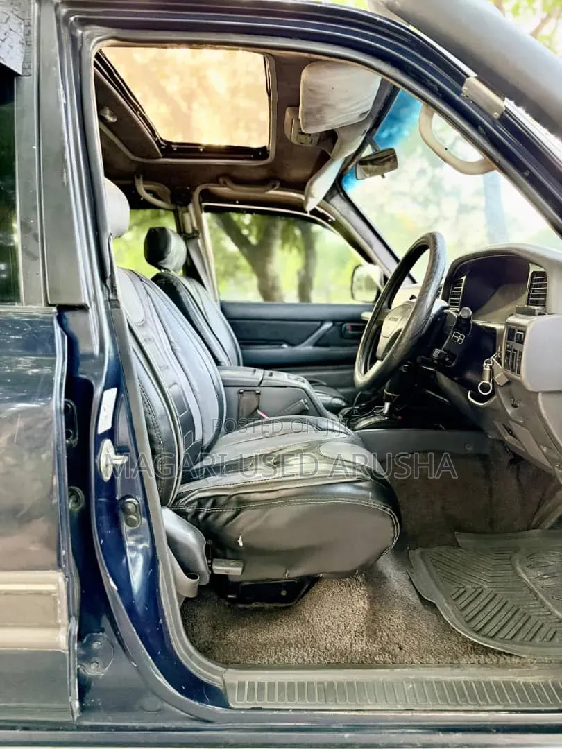 Toyota Land Cruiser 1999 Blue
