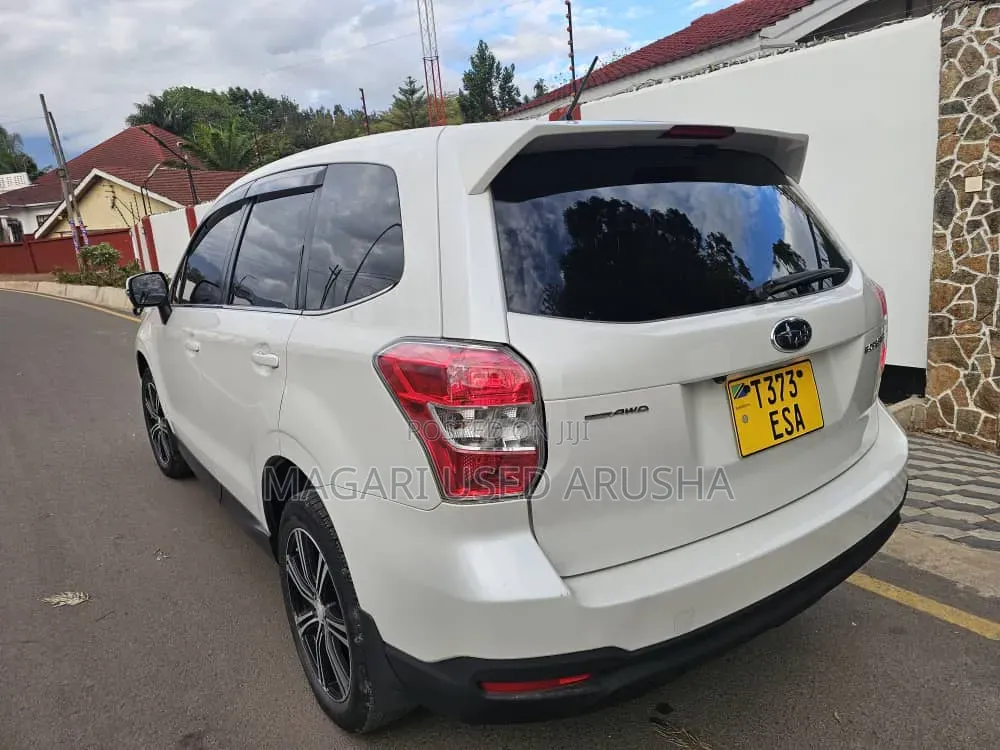 Subaru Forester 2013 White