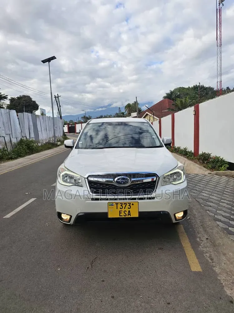 Subaru Forester 2013 White