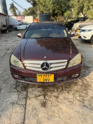 Mercedes-Benz C-Class 2007 Maroon