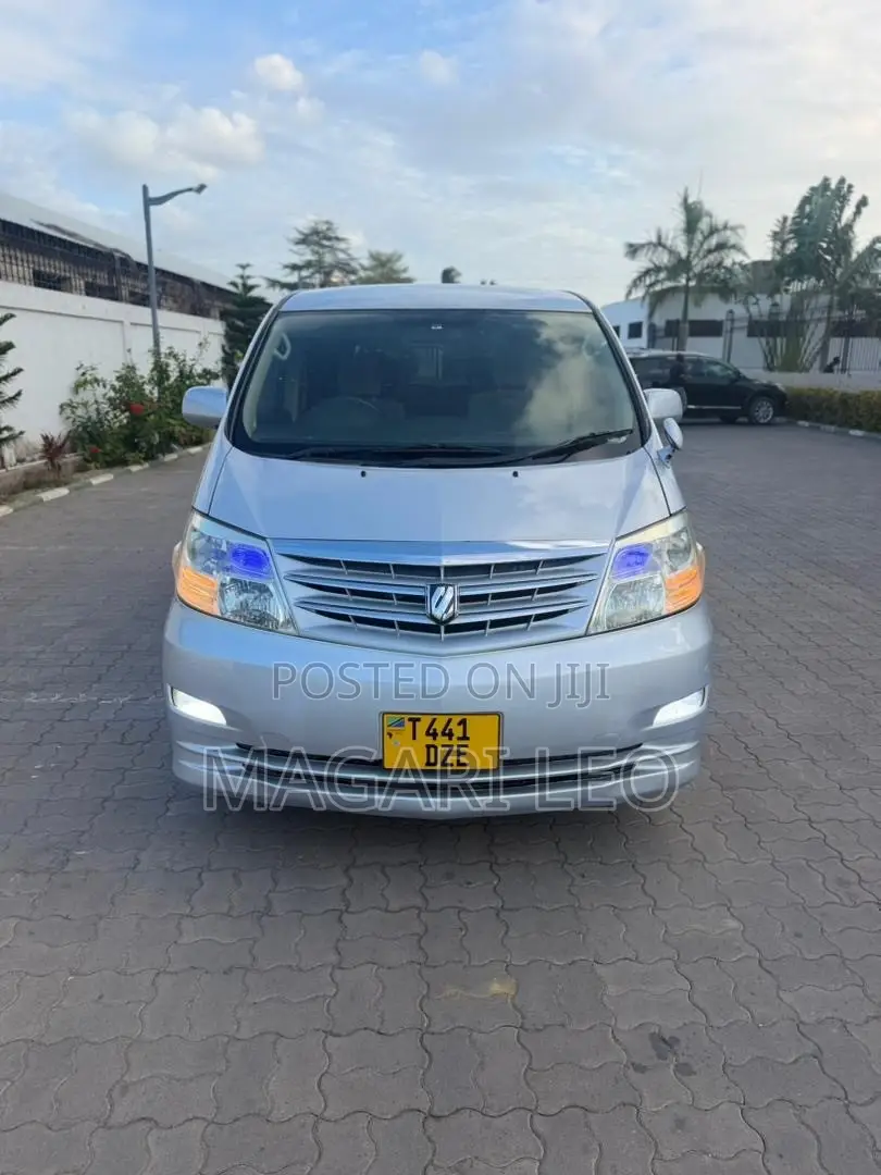 Toyota Alphard 2.4 Petrol FWD 2006 Silver