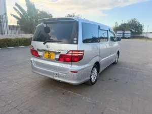 Toyota Alphard 2.4 Petrol FWD 2006 Silver