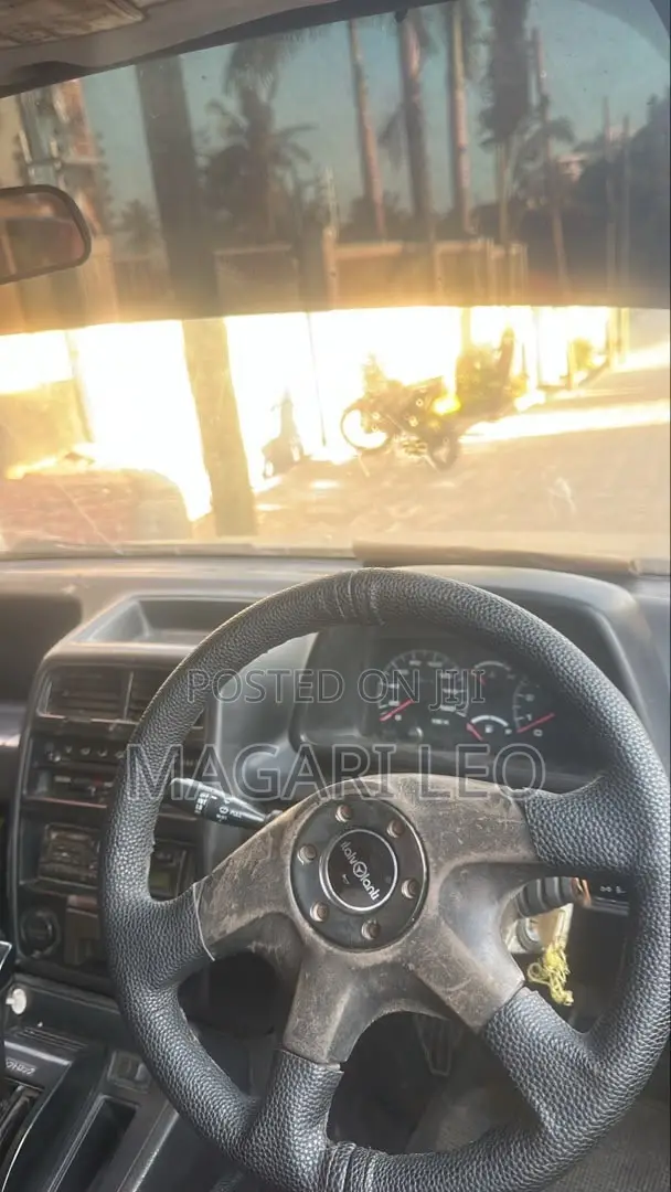 Suzuki Escudo 2001 Gray