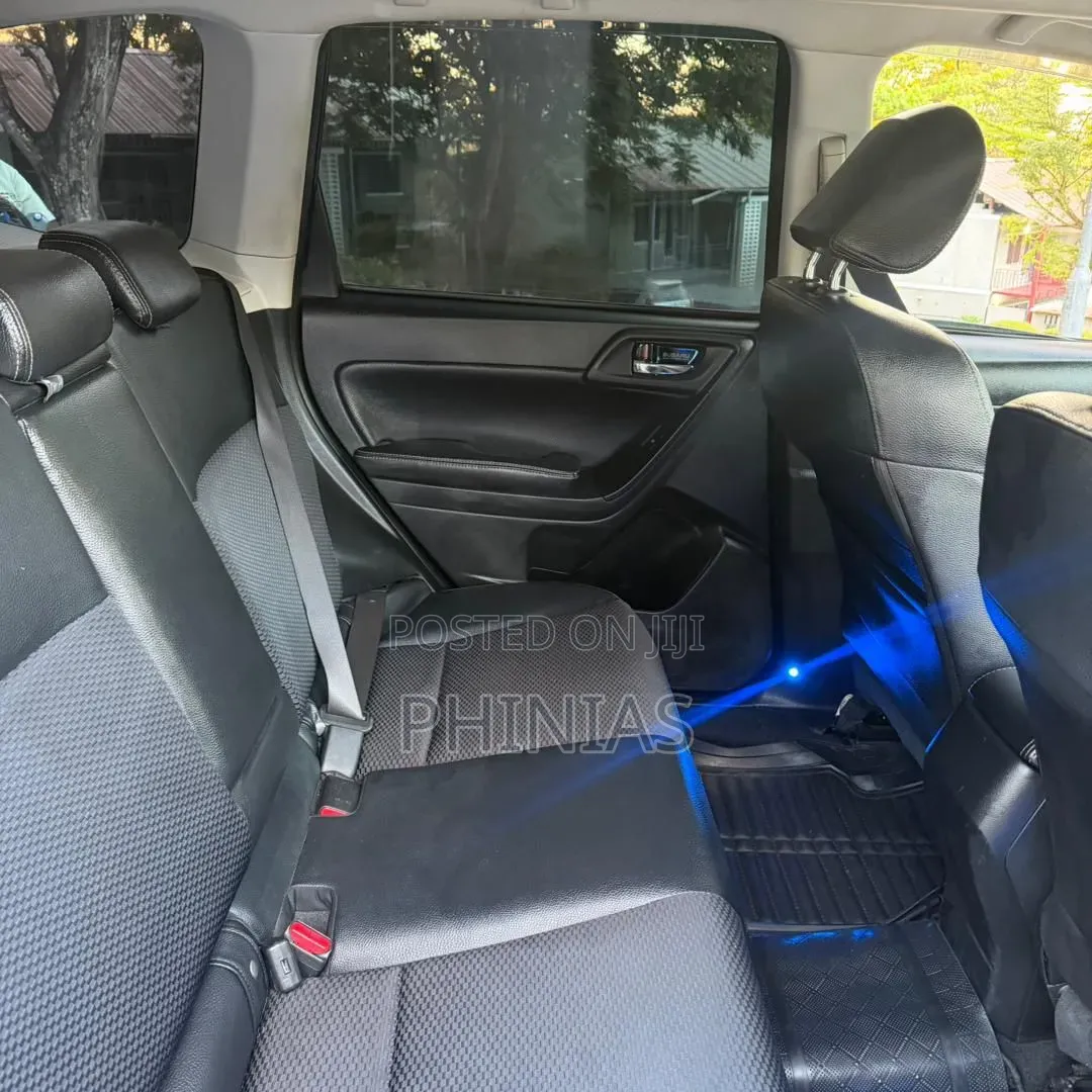 Subaru Forester 2014 Black