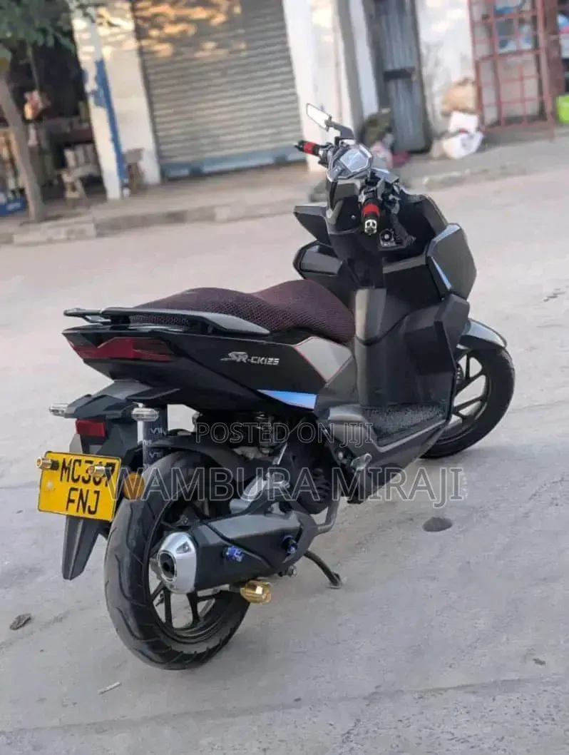 Honda Vario 2023 Black
