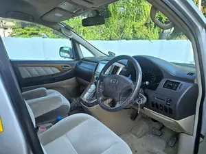 Toyota Alphard 2.4 Petrol FWD 2006 Silver