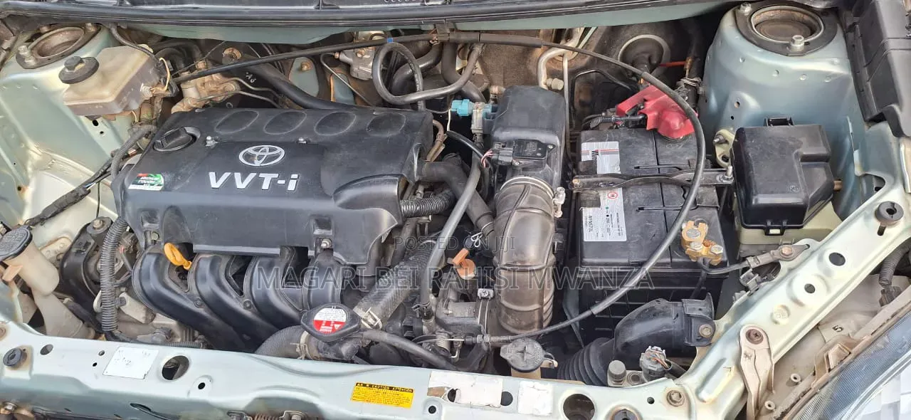 Toyota Raum 2007 Silver