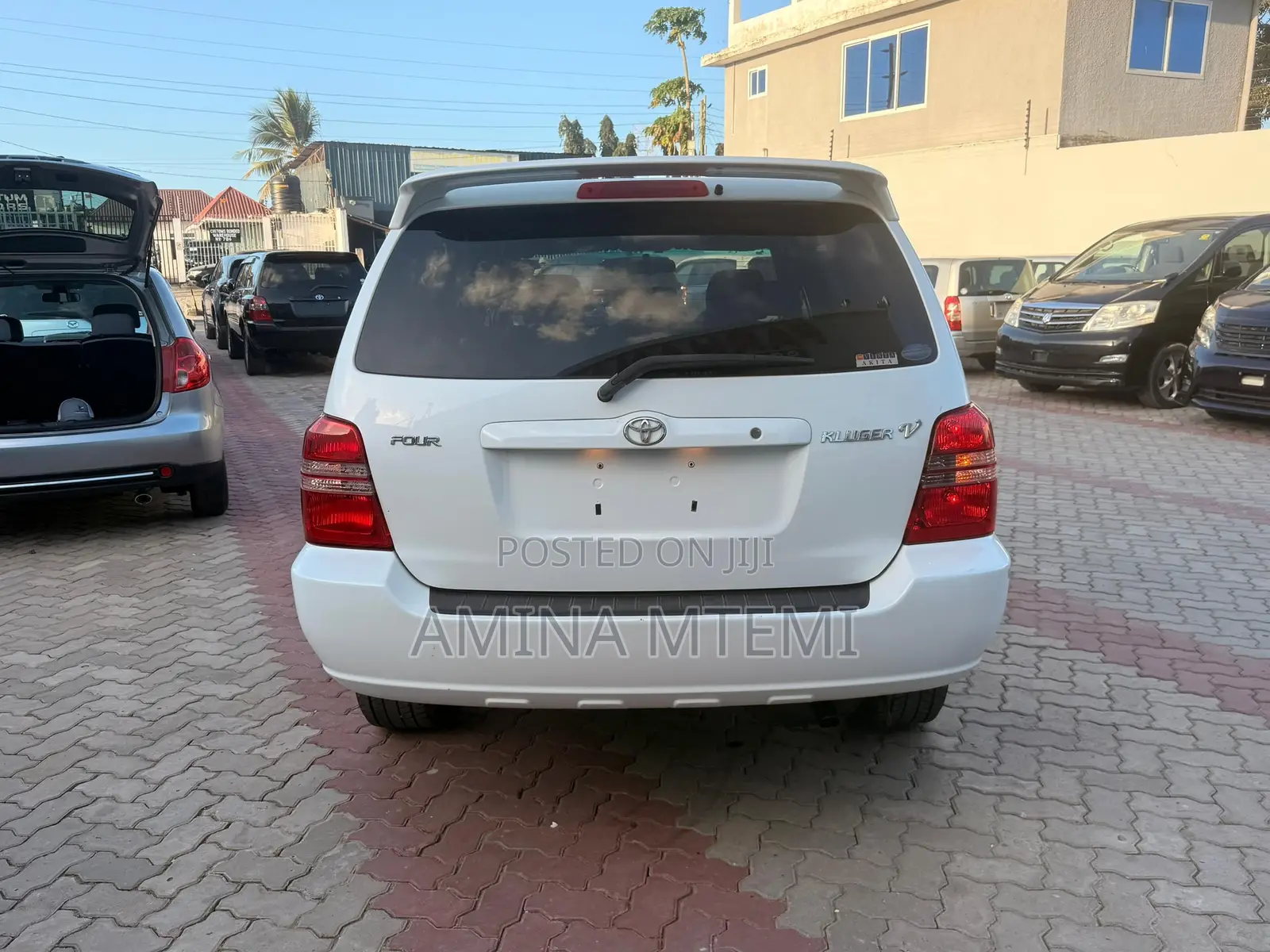 Toyota Kluger 2001 White