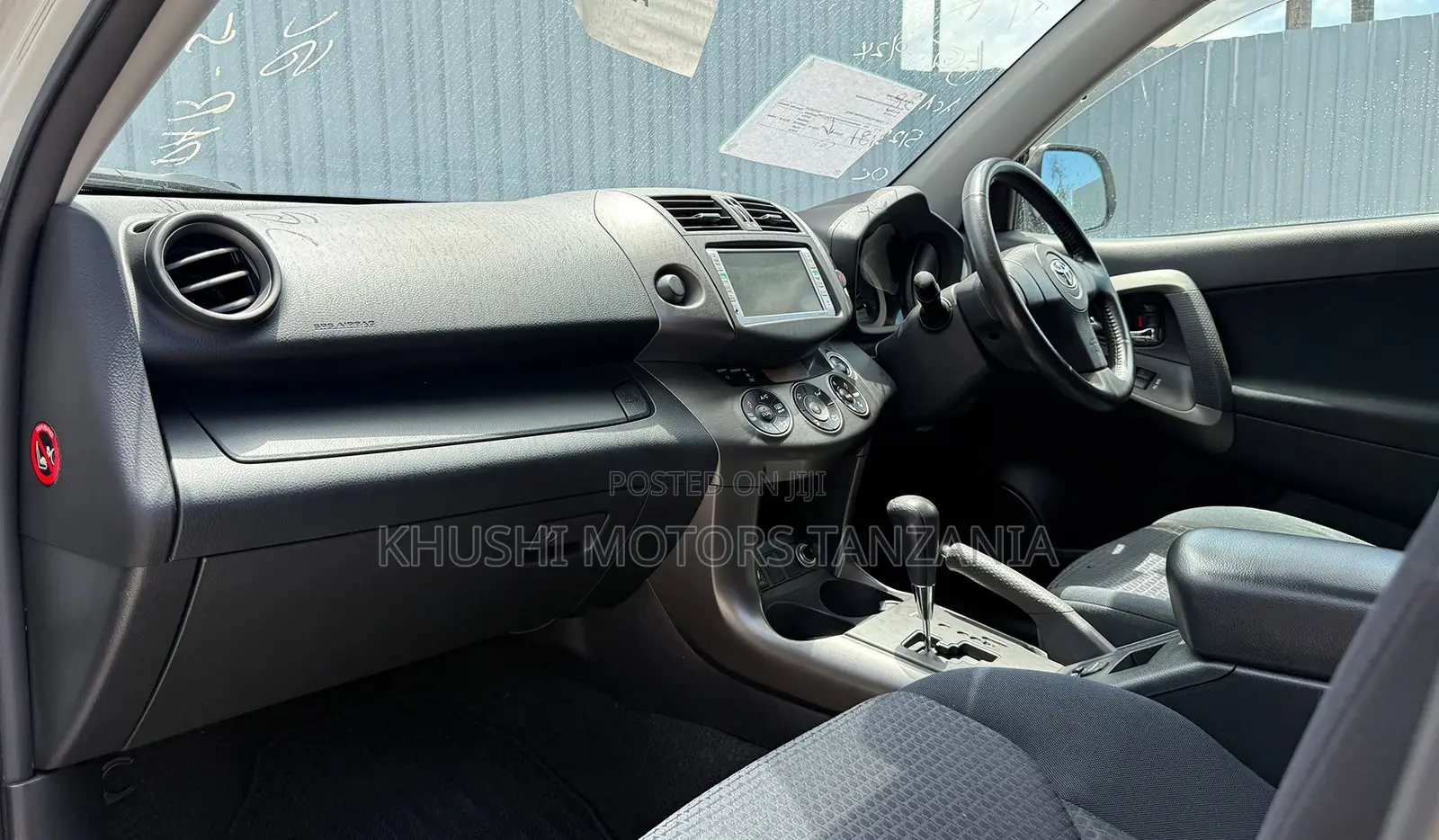 Toyota Vanguard 2008 White