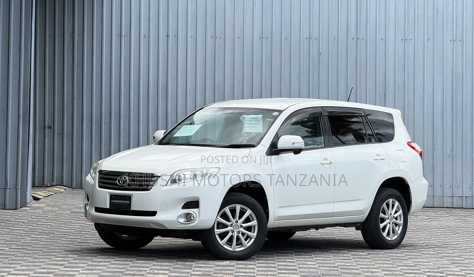 Toyota Vanguard 2008 White