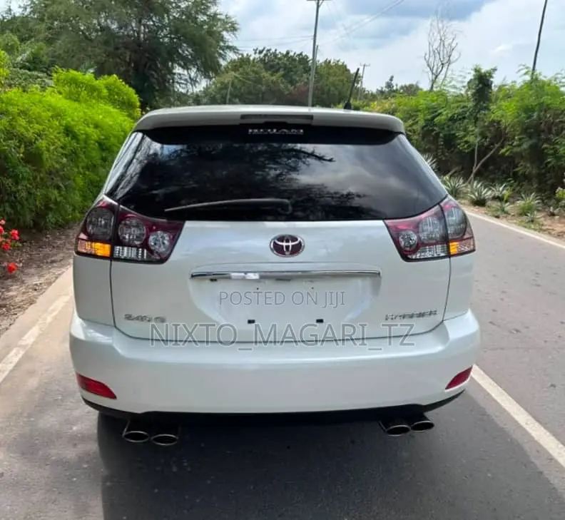 Toyota Harrier 2007 White