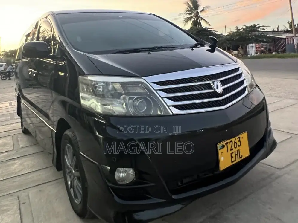Toyota Alphard 2.4 Petrol FWD 2006 Black