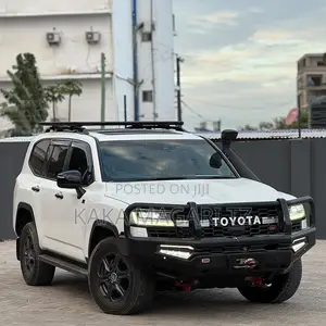 New Toyota Land Cruiser 2024 White