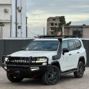 New Toyota Land Cruiser 2024 White