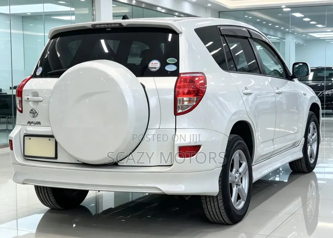 Toyota RAV4 2005 White
