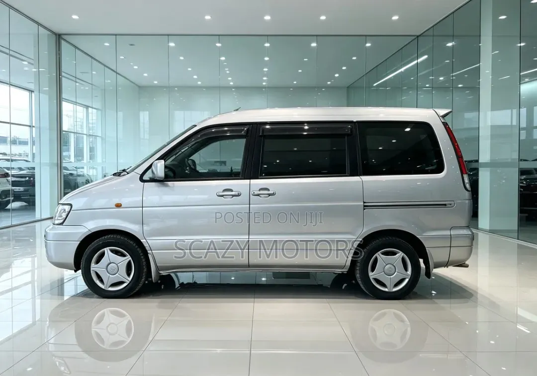 Toyota Noah 2001 Silver