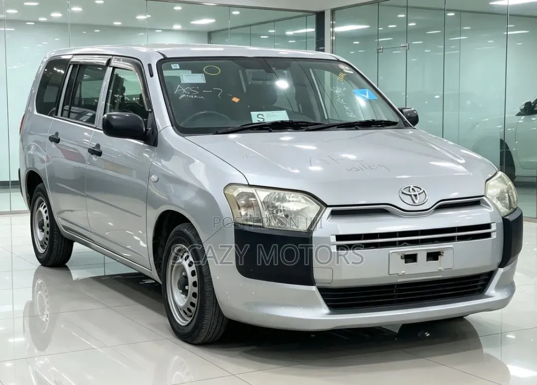 Toyota Succeed 2015 Silver