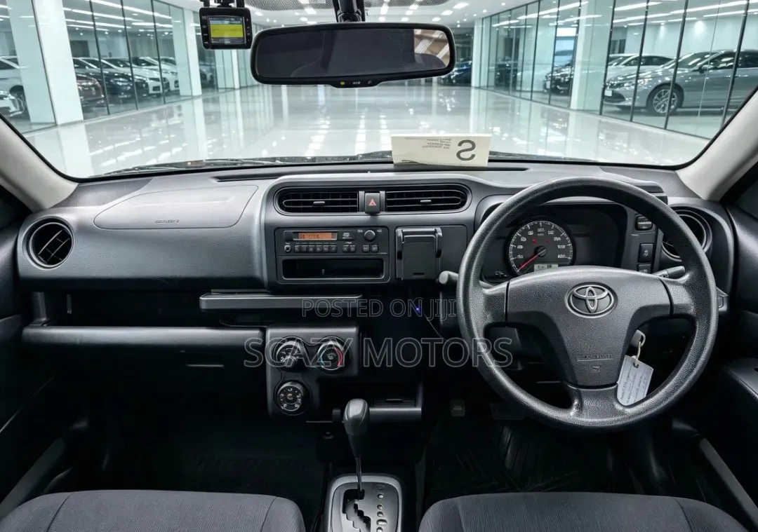 Toyota Succeed 2015 Silver