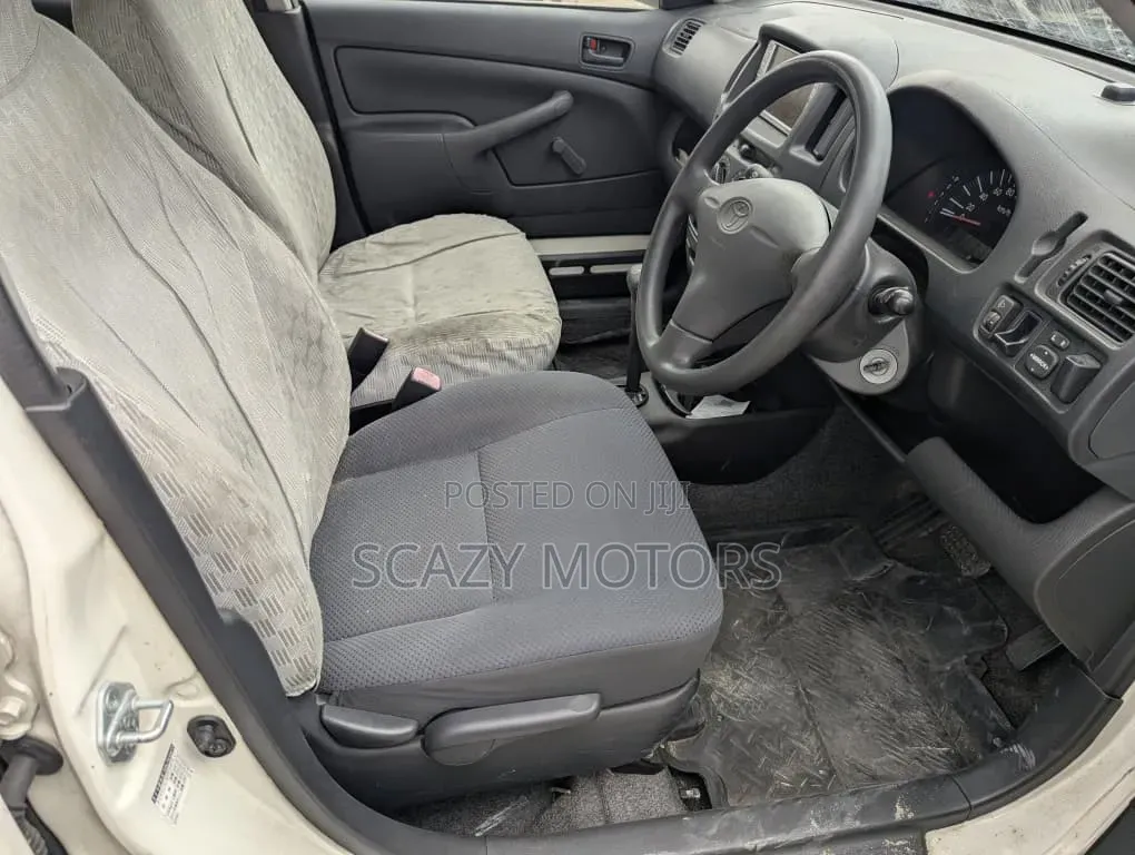 Toyota Probox 2007 White
