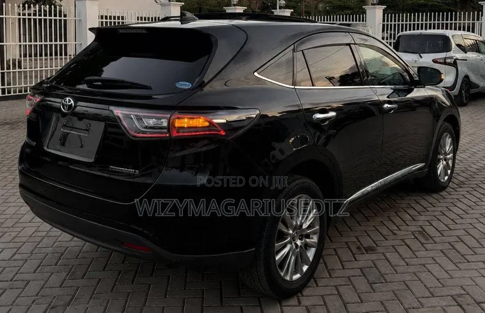 Toyota Harrier 2016 Purple