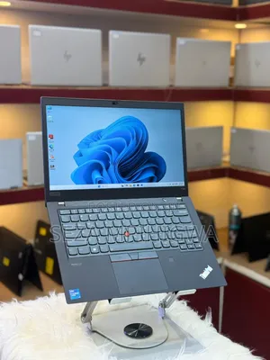 Laptop Lenovo ThinkPad P14s 48GB Intel Core i7 SSD 1T