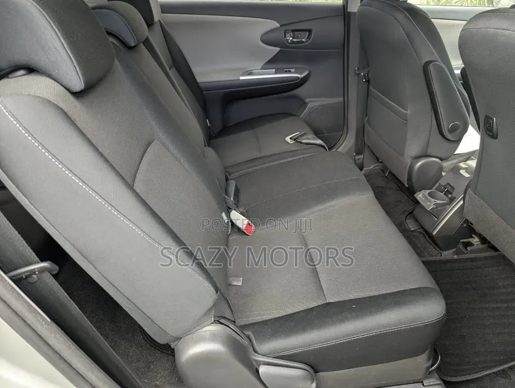 Toyota Wish 2009 Silver