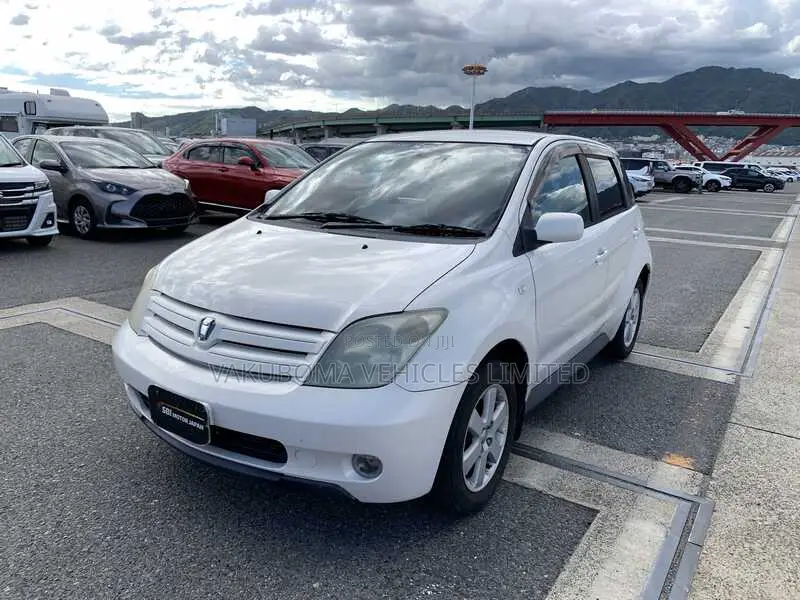 Toyota IST 2002 Pearl