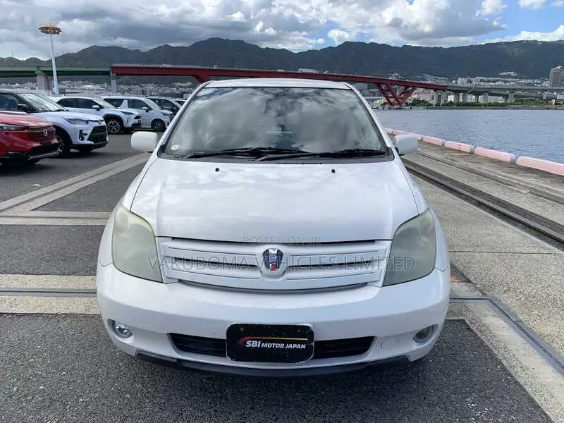 Toyota IST 2002 Pearl