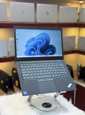 Laptop Lenovo ThinkPad P14s 48GB Intel Core i7 SSD 1T